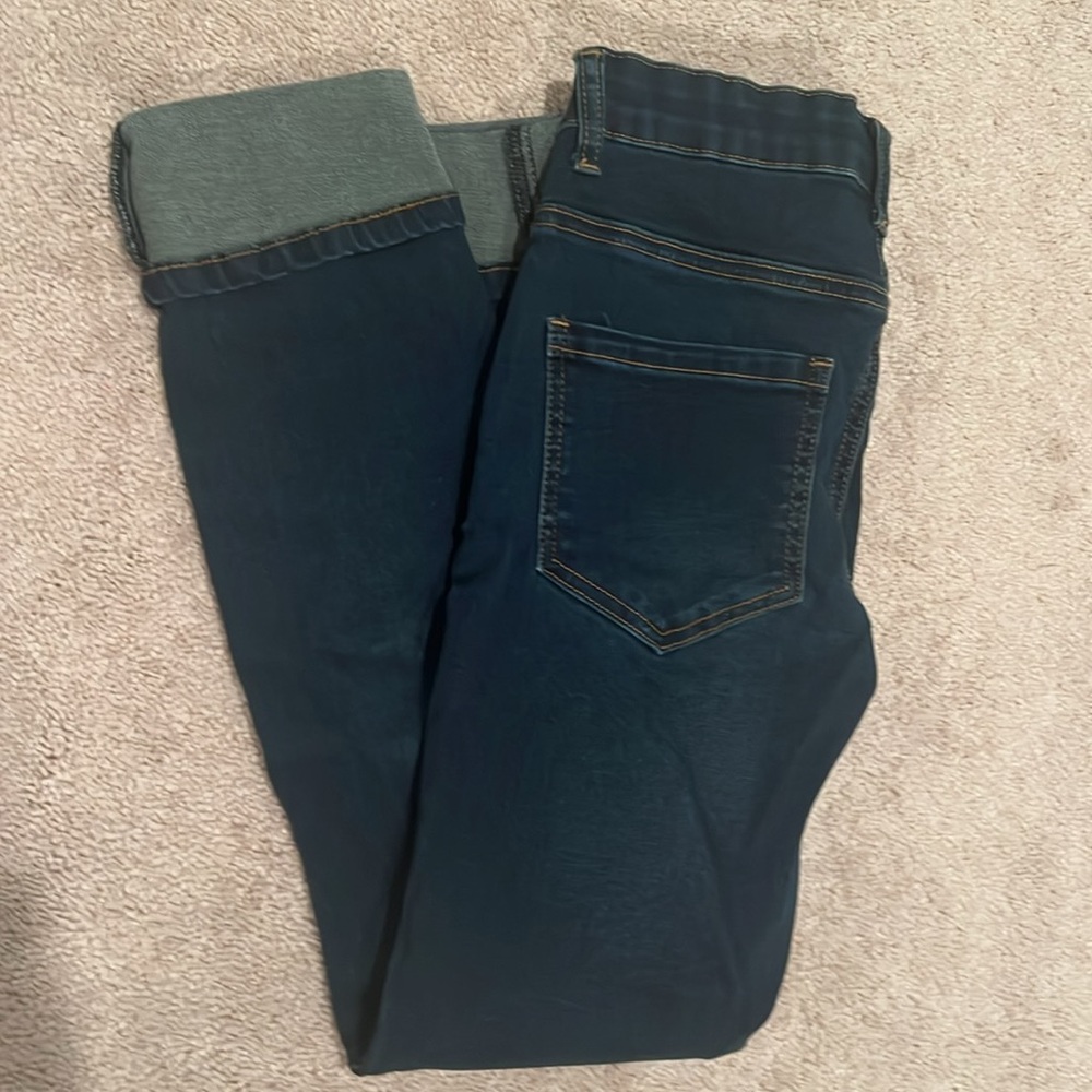 Grace and lace size 6 Capri stretch jeans, elastic waist, zipper fly - Picture 3 of 3
